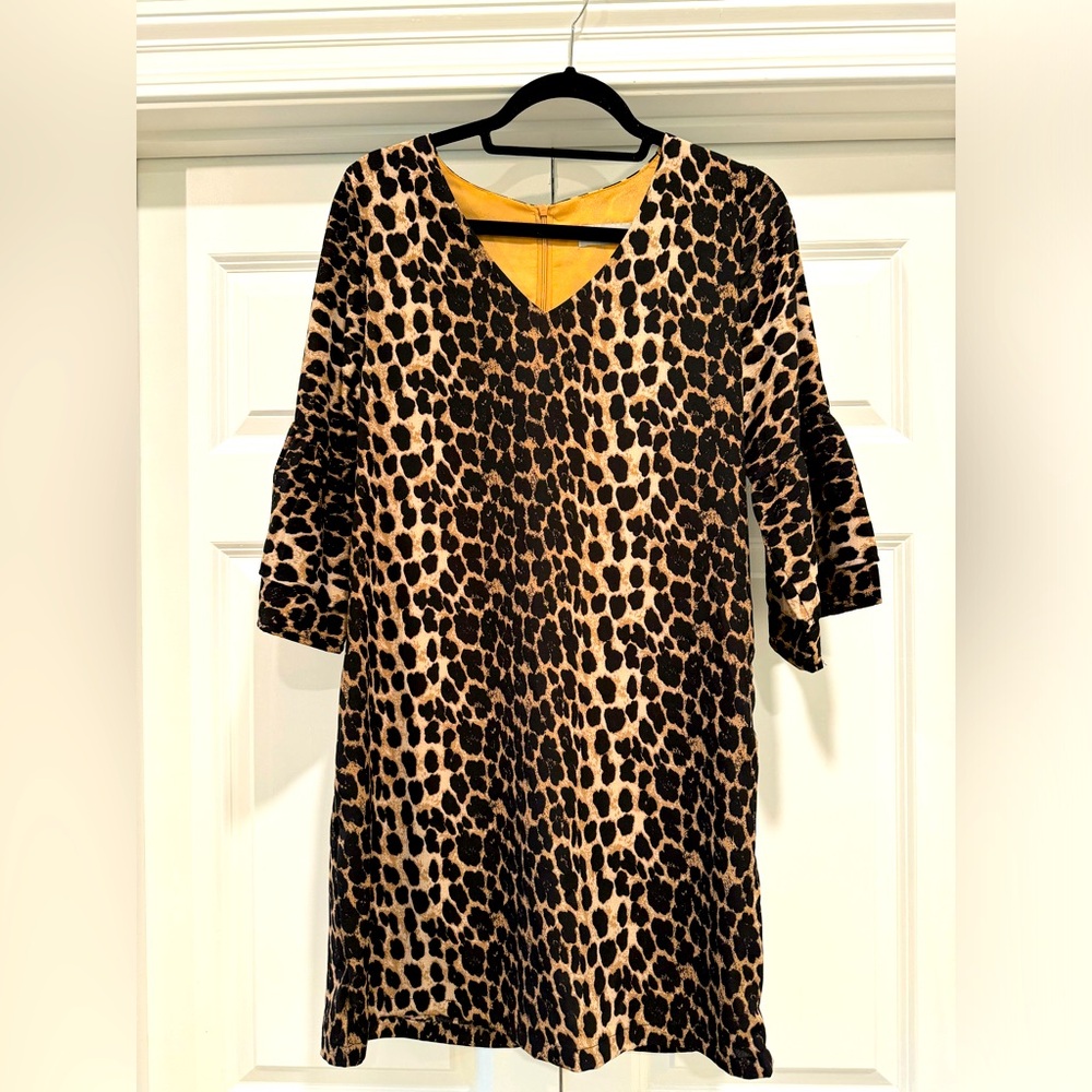 Leopard print dress with ruffle sleeves, medium